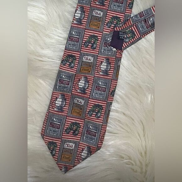 Structure Texas and Maine silk tie - Picture 2 of 4